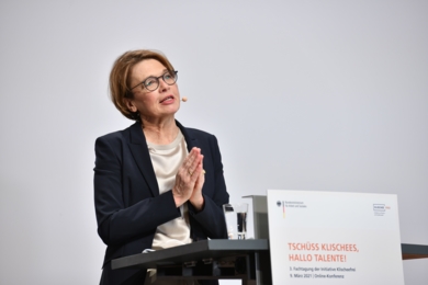 Schirmherrin der Initiative Klischeefrei Elke Büdenbender