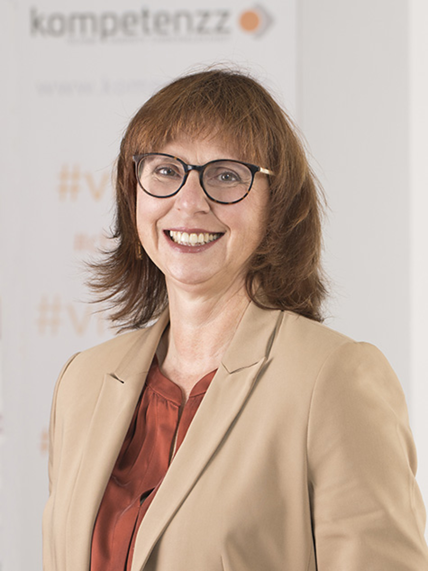 Porträt von Karin Lühmann