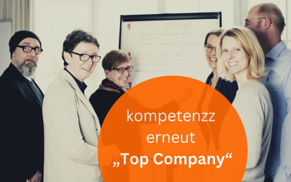 Grafik mit Mitarbeitenden von kompetenzz und der Aufschrift 